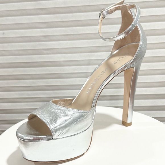 🌹STUART WEITZMAN🌹 Disco Platform Sandal In Silver Size: 9 B - Picture 4 of 15